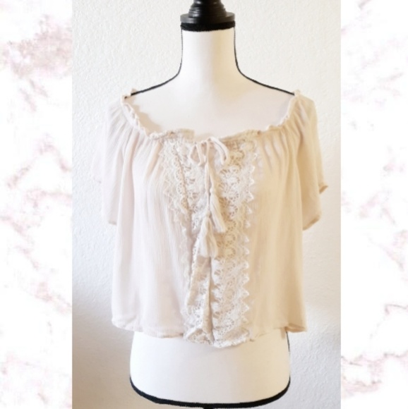 Rue21 Tops - Rue21 Boho Crop Top